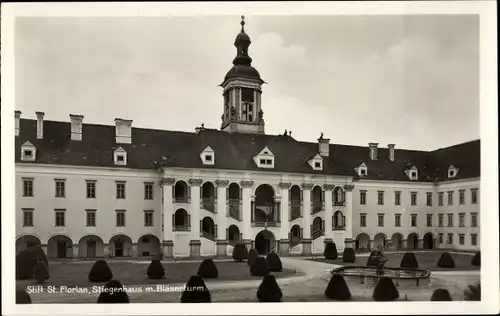 Ak Sankt Florian Oberösterreich, Stift St. Florian, Stiegenhaus, Bläserturm