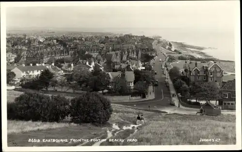 Ak Eastbourne East Sussex England, vom Fuße des Beachy Head