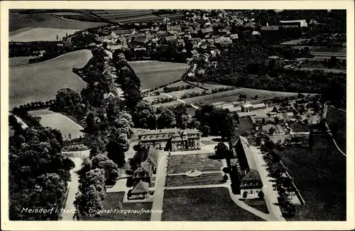 Ak Meisdorf Falkenstein im Harz, Fliegeraufnahme vom Ort