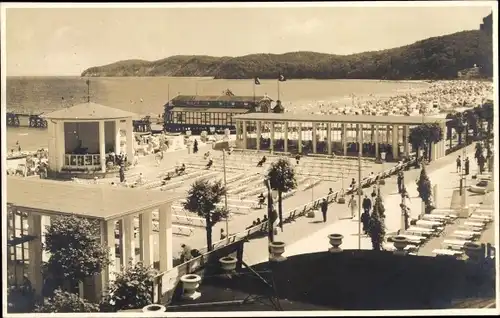 Ak Seebad Binz auf Rügen, Strand, Promenade