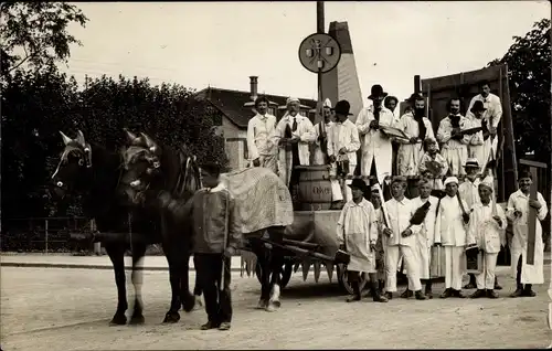 Foto Oker Goslar am Harz, Festwagen mit Pferdegespann