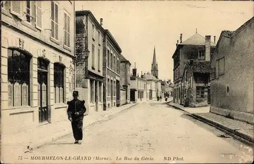 Ak Mourmelon le Grand Marne, La Rue du Genie