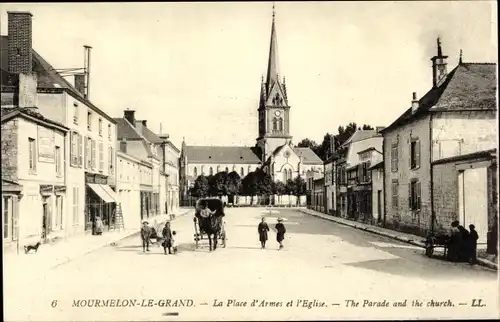 Ak Mourmelon le Grand Marne, Place de Armes und Kirche