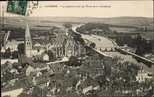 Ak Auxerre Yonne, Gesamtansicht von den Türmen der Kathedrale aus