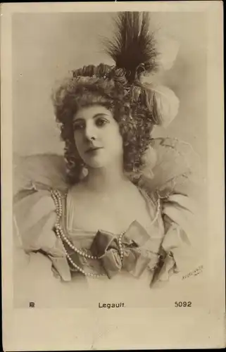 Ak Variete Künstlerin Maria Legault, Portrait