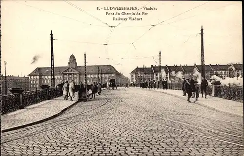 Ak Ludwigshafen am Rhein, Viadukt, Eisenbahnbrücke