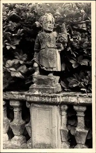 Foto Ak Weikersheim in Tauberfranken Württemberg, Schlosspark, Die Hofgärtnerin