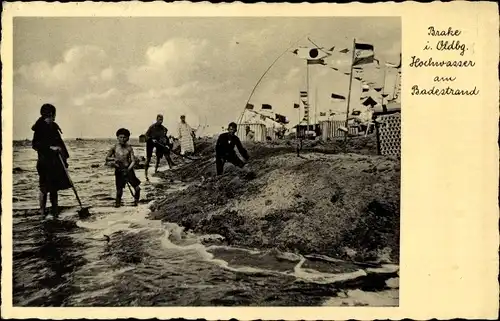 Ak Brake Oldenburg, Hochwasser am Badestrand, Kinder mit Schaufeln