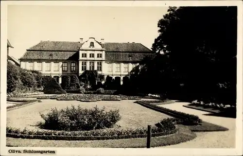 Foto Ak Oliva Gdańsk Danzig, Schloss mit Garten