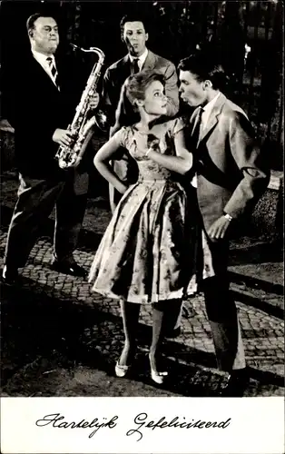 Ak Schauspieler Hastelyk Gefeliciseerd, Tanzendes Paar, Musiker, Saxophon