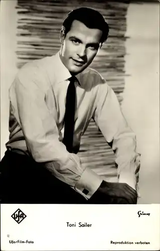 Ak Schauspieler und Skirennfahrer Toni Sailer, Portrait, Ufa Film, Der schwarze Blitz, Autogramm