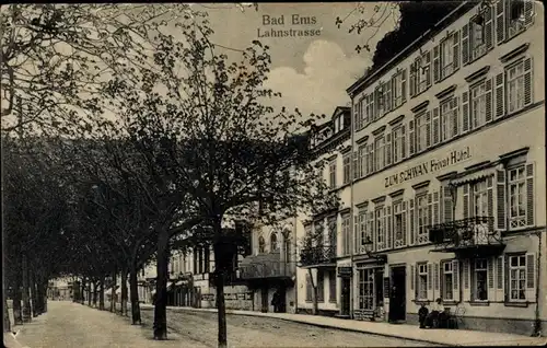 Ak Bad Ems an der Lahn, Lahnstraße mit Privat Hotel zum Schwan