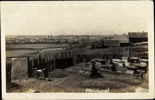 Ak Melitopol Ukraine, Gesamtansicht, Friedhof