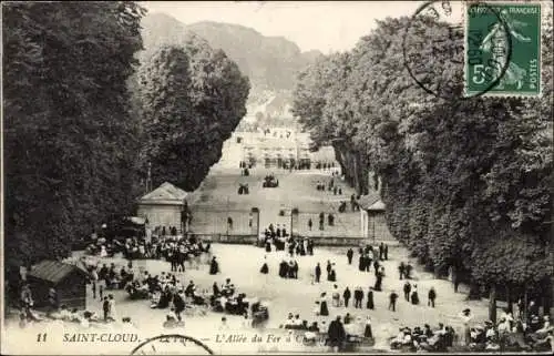 Ak Saint Cloud Hauts de Seine, Le Parc, L’Allee du Fer a Cheval