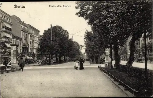 Ak Berlin Mitte, Unter den Linden, Litfaßsäule