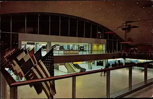 Ak New York City USA, John F. Kennedy Flughafen, Innenansicht