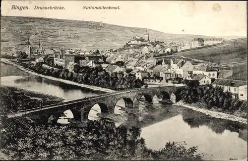 Ak Bingen am Rhein, Stadtpanorama mit Drususbrücke, Nationaldenkmal Niederwald