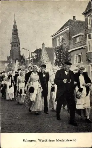 Ak Schager Nordholland Niederlande, Westfriese Markt, Fest, Landestracht, Kirche