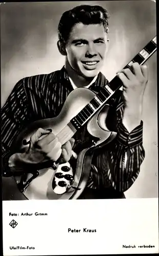 Ak Schauspieler Peter Kraus, Portrait, Gitarre