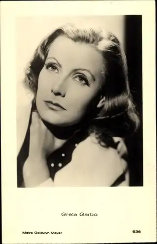 Ak Schauspielerin Greta Garbo, Portrait
