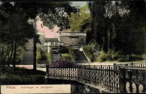 Ak Riesa an der Elbe Sachsen, Stadtpark, Freitreppe