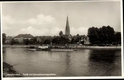 Ak Holzminden an der Weser, Gesamtansicht, Dampferanlegestelle, Salondampfer Kaiser Wilhelm