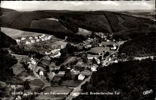 Ak Hemer im Sauerland, Stadt am Felsenmeer, Bredenbrucher Tal, Ortsansicht