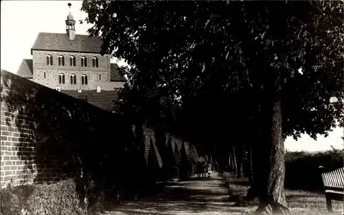 Ak Havelberg in Sachsen Anhalt, Schloss, Mauer