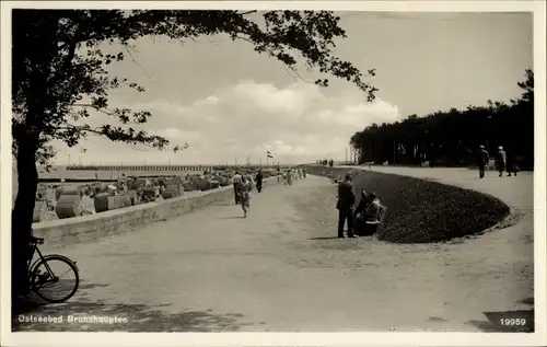 Ak Ostseebad Brunshaupten Kühlungsborn, Promenade, Strand, Strandkörbe