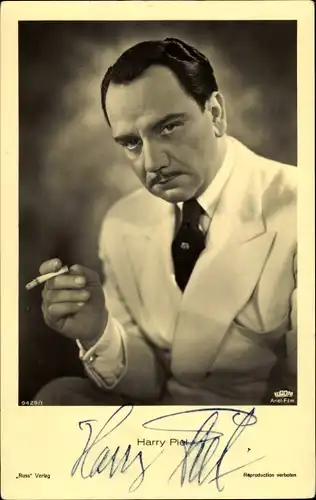 Ak Schauspieler Harry Piel, Portrait, Zigarette, Autogramm