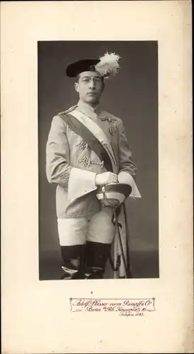 Studentika CdV Bonn in Nordrhein Westfalen, Student mit Schläger, Portrait