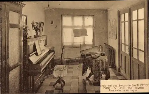 Ak Tournai Wallonien Hennegau, Pensionnat des Soeurs de Ste Therese, Une salle de musique