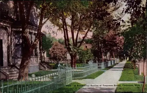 Ak Cheyenne Wyoming, Ein Wohnabschnitt der Ferguson Street, Wohnanlage