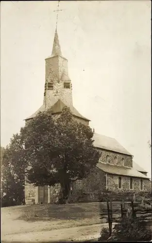 Waha Marche en Famenne Wallonien Luxemburg, Kirche