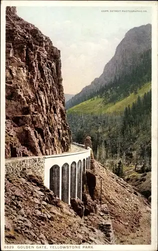 Ak Wyoming USA, Yellowstone-Nationalpark, Golden Gate