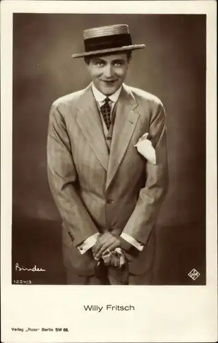 Ak Schauspieler Willy Fritsch, Portrait