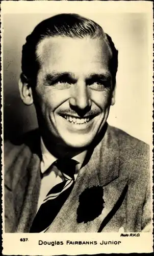 Ak Schauspieler Douglas Fairbanks Junior, Portrait