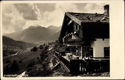 Ak Kirchberg in Tirol, Berghütte Sonnwendalm, Terrasse