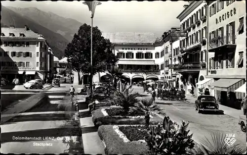 Ak Lienz in Tirol, Stadtplatz, Geschäft Geiger