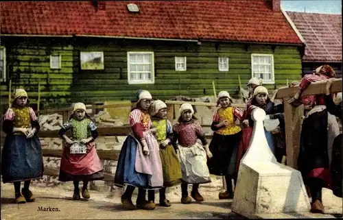 Ak Marken Nordholland Niederlande, Kinder in Tracht