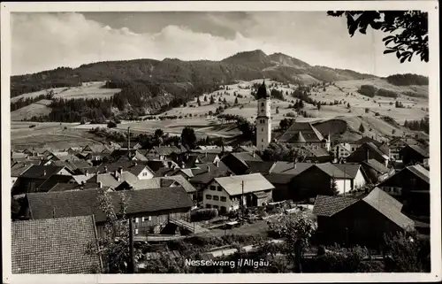 Ak Nesselwang im Allgäu, Gesamtansicht, Kirche