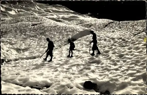 Ak Chamonix Mont Blanc Haute Savoie, Überquerung des Bossons-Gletschers