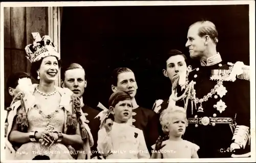 Ak Königin Elizabeth und die königliche Familie auf dem Balkon, Krönung 1953