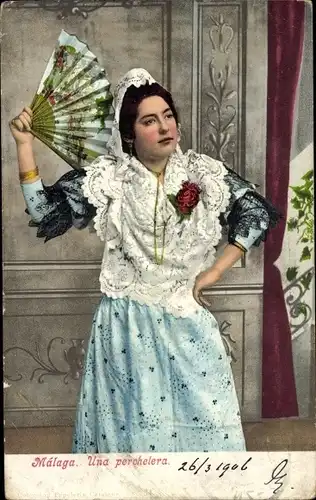 Ak Andalusien, Frau in spanischen Trachten, Fächer