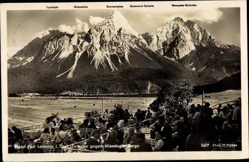 Ak Lermoos in Tirol, Hotel Post, Terrasse gegen Mieminger Berge
