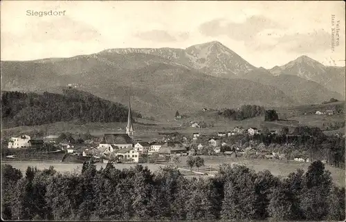 Ak Siegsdorf in Oberbayern, Gesamtansicht, Kirche