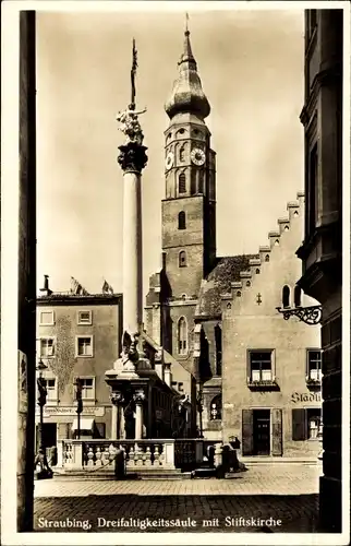 Ak Straubing an der Donau Niederbayern, Dreifaltigkeitssäule, Stiftskirche