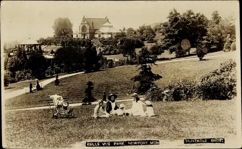Ak Newport Monmouthshire Wales, Belle Vue Park