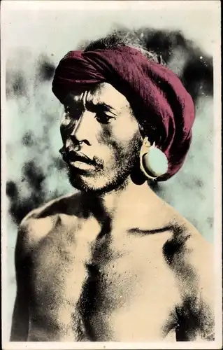 Ak Annam Vietnam, Moi, Chasseur d'éléphants, Vietnamese mit Ohrscheibe