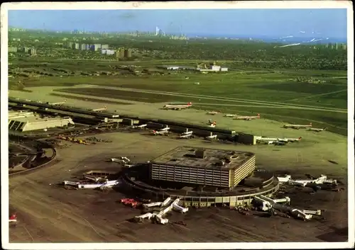 Ak Toronto Ontario Kanada, Luftbild vom Flughafen
